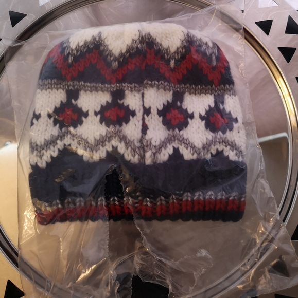 🌟HOST PICK🌟NWT Harricana Ski Beanie - Picture 2 of 6